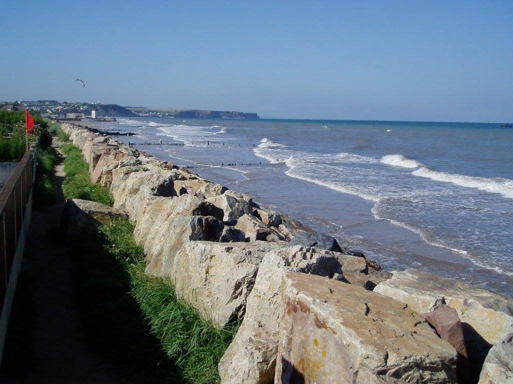 La Fromagerie Maison Lumineuse Et Spacieuse Beau Sejour 5 Ch 2 Wc 1 Sdb Grand Jardin Clos 5Mn A Pied Commerces 10 Mn Plage Omaha Beach Proche Plages Du Debarquement Trevieres Esterno foto
